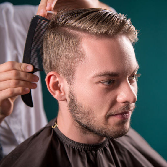 Comment bien assurer la pousse et l’entretien de vos cheveux et barbes ?