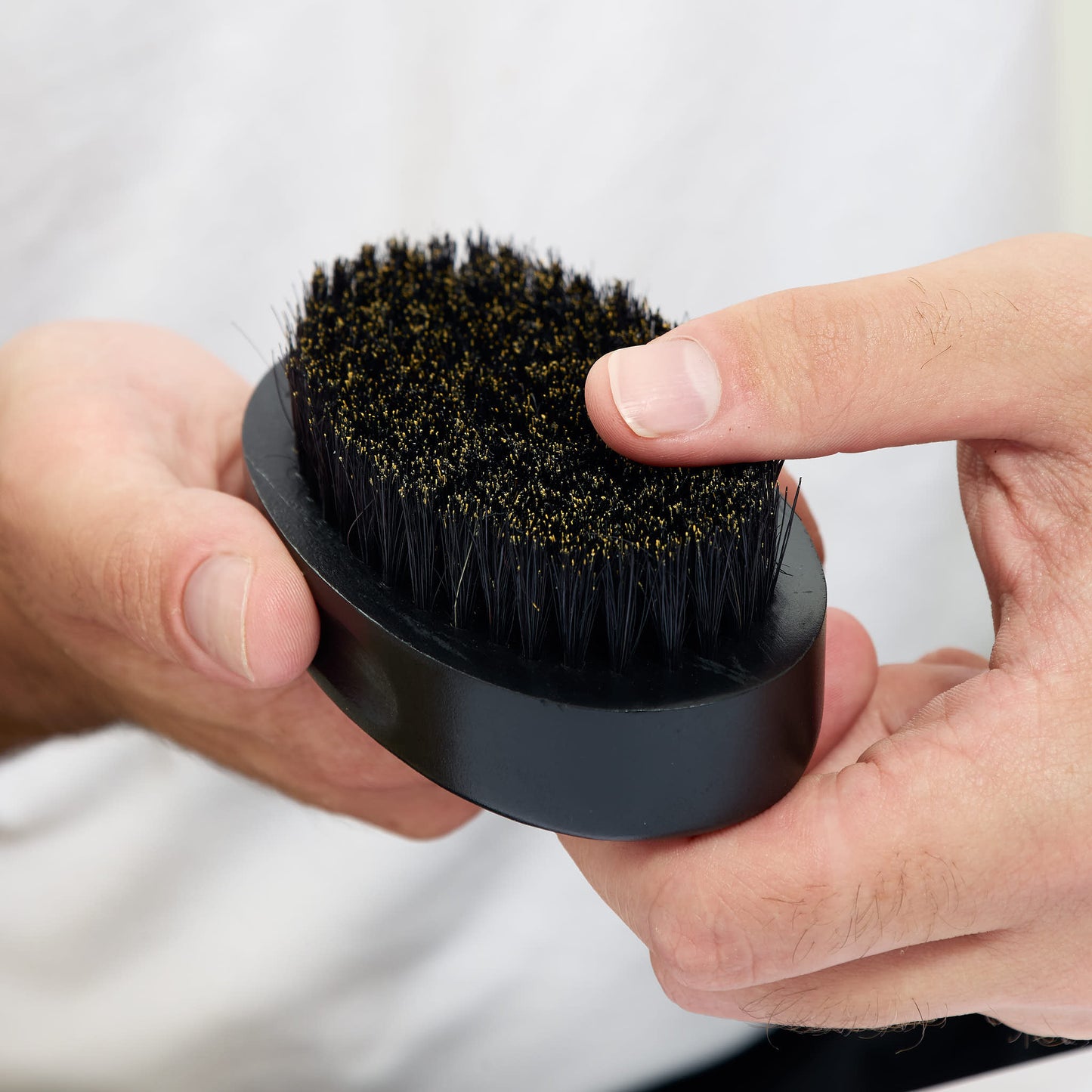 Brosse à Barbe en Poils de Sanglier | Démêle, Discipline et Stimule la Pousse