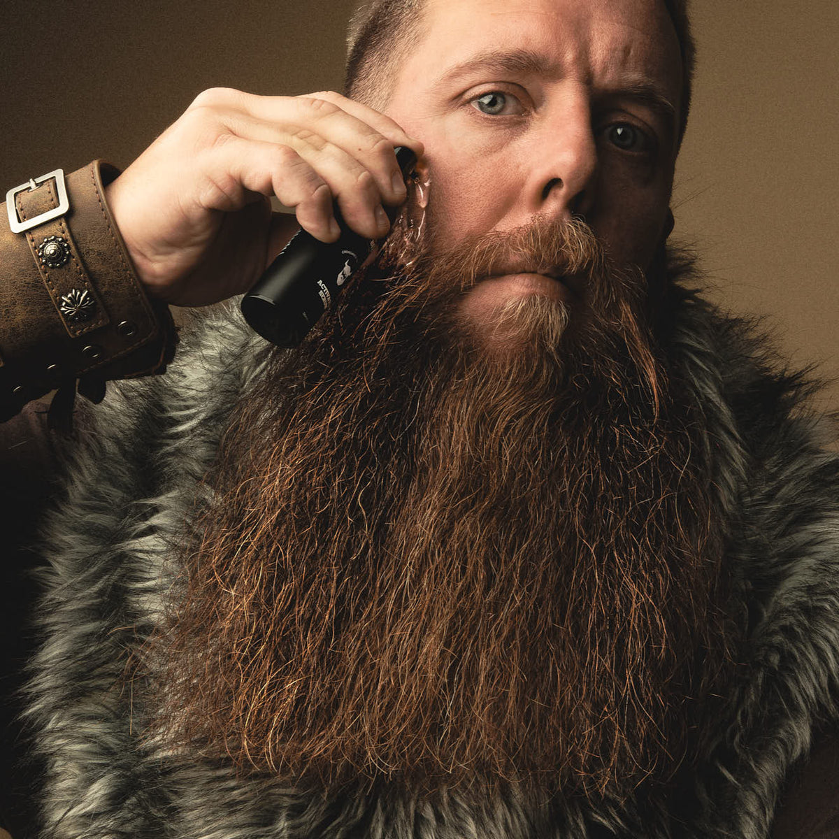 Application de l'activateur de barbe Max Barber